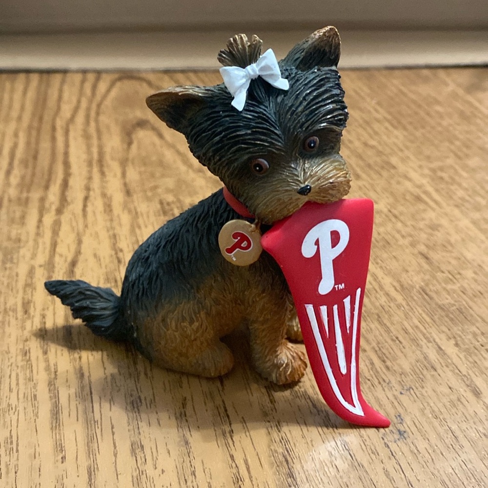 “Pennant-Winning Pup” Furry Best Phillies Fan collection